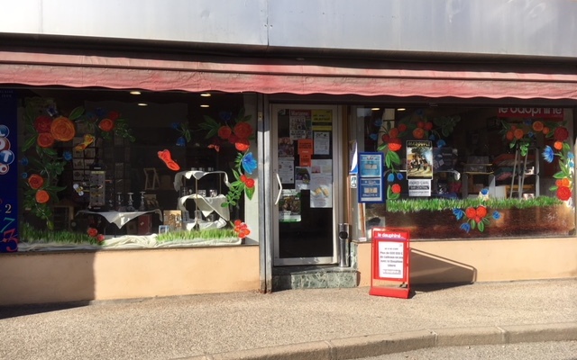 🌷Une nouvelle vitrine pour fêter le printemps🌷